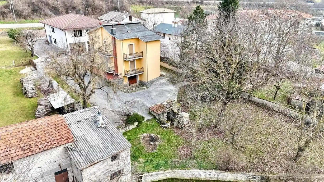 Villa unifamiliare Villa singola via Roma 195, Scoppito - foto 3