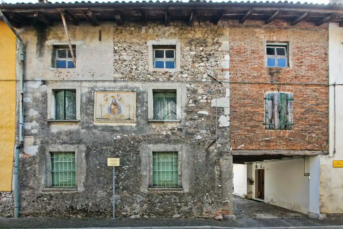 Rustico - Casale in vendita a Tavagnacco