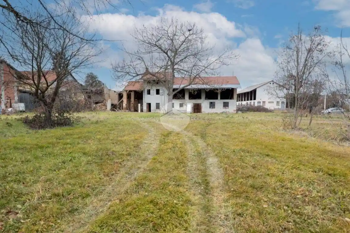 Rustico - Casale in vendita a Chieri