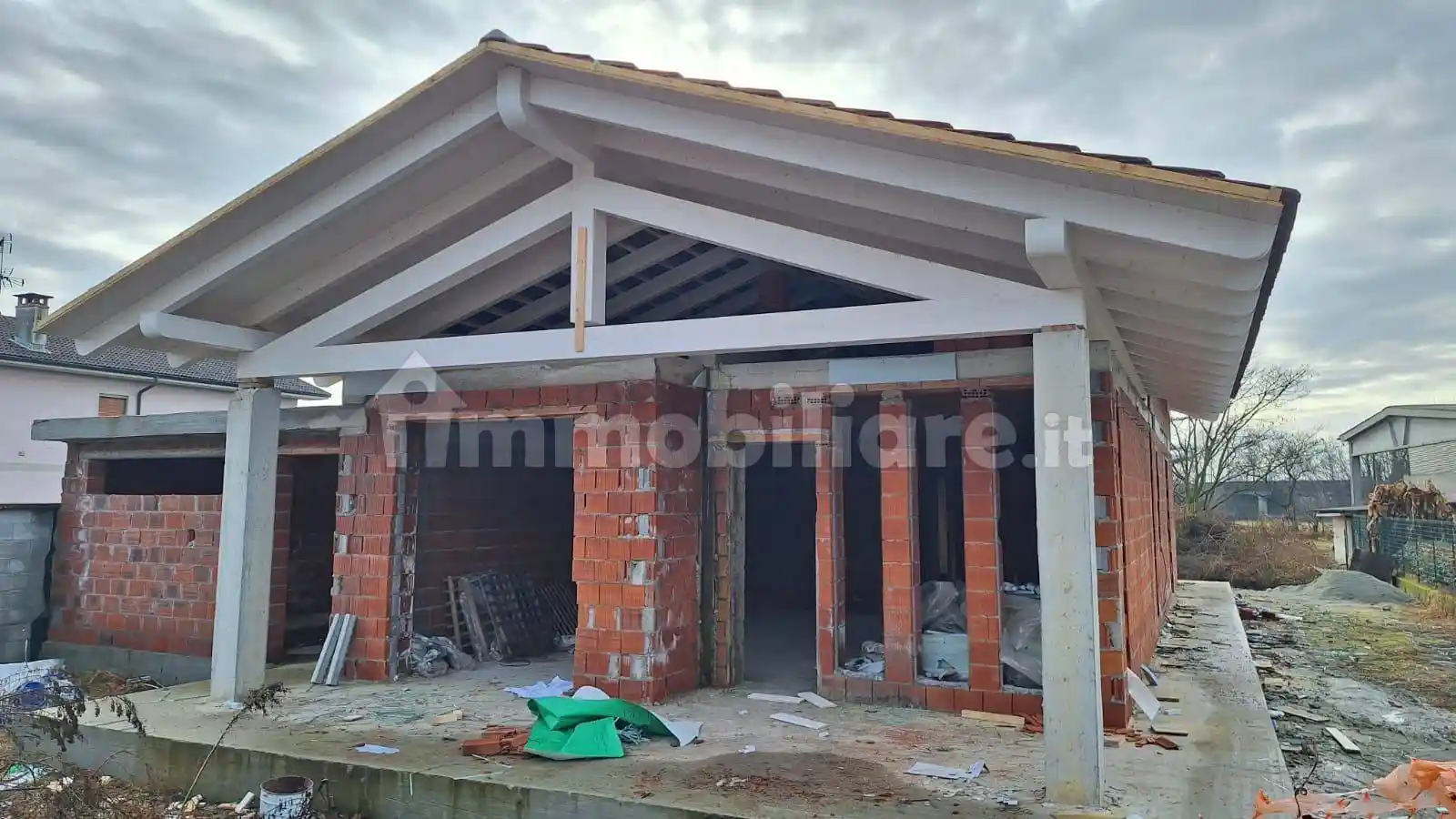 Villa in vendita a Carpignano Sesia