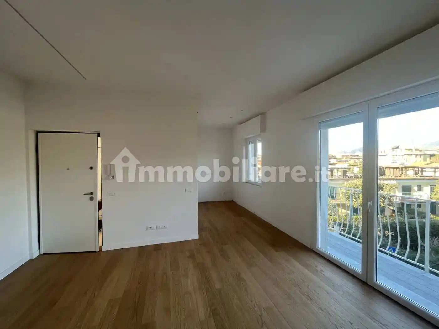 Appartamento in vendita a Massa