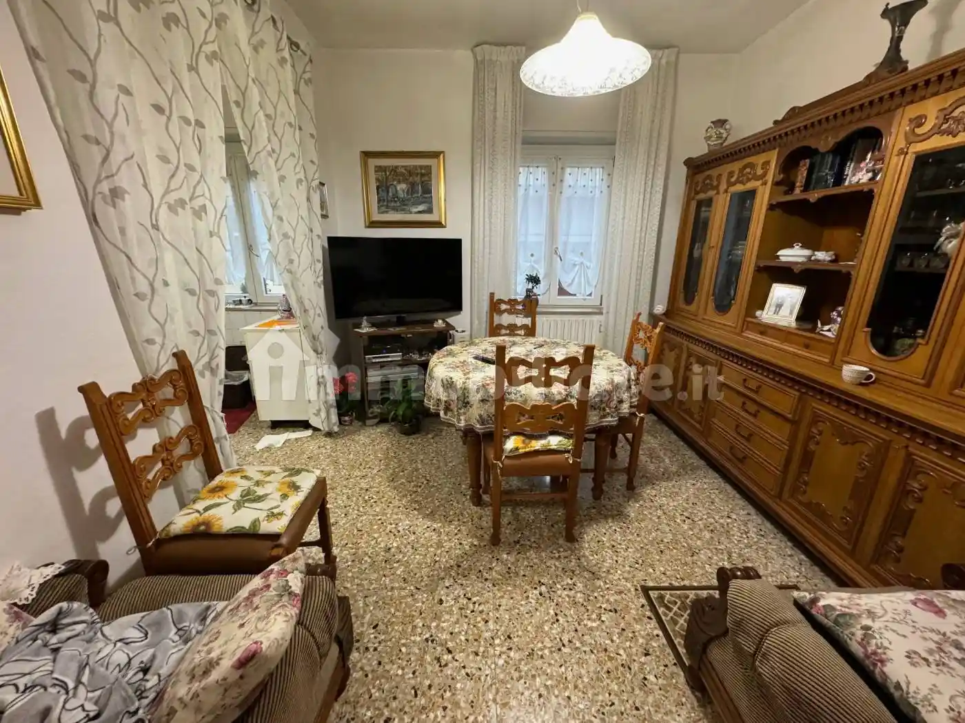 Palazzo - Edificio in vendita a San Giovanni Lupatoto