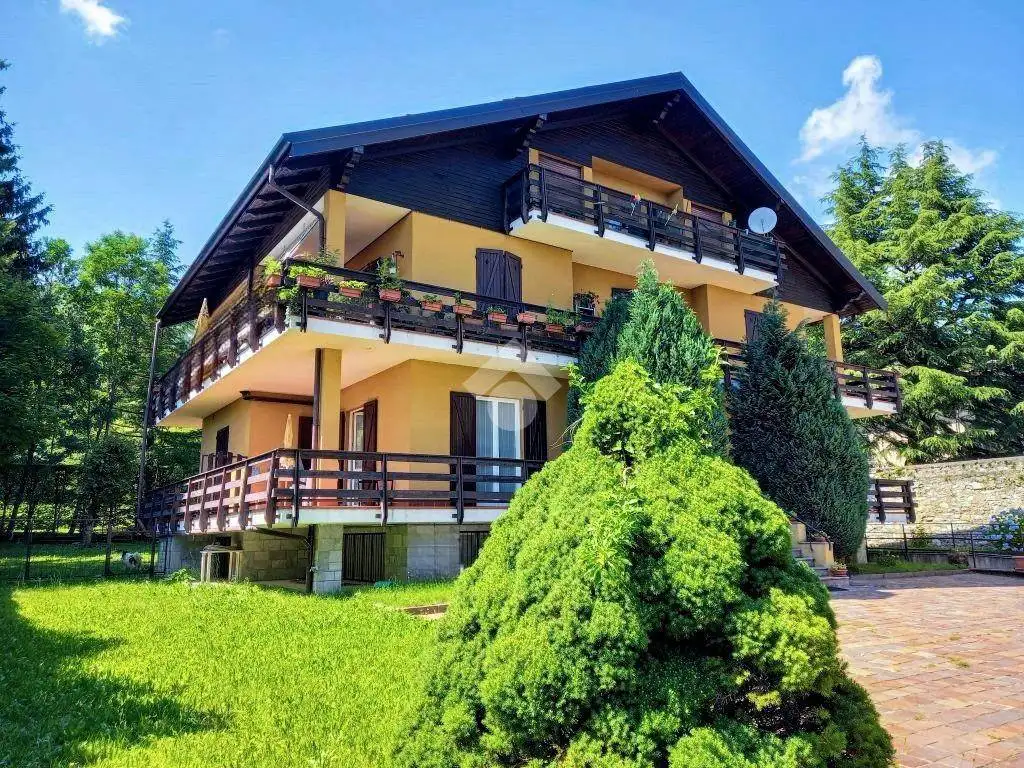 Appartamento in vendita a Caglio