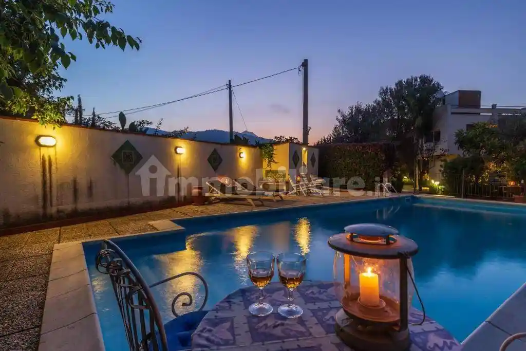 Villa in vendita a Palermo