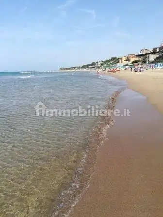 Villa in affitto a Anzio