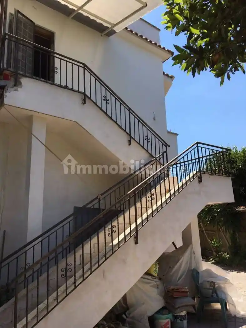 Villa plurifamiliare via delle Azalee 12, Lido di Cincinnato - Sirene, Anzio - foto 3