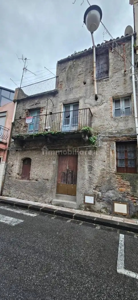 Casa indipendente in vendita a Mandanici