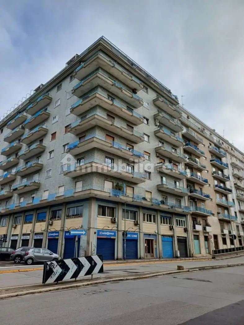 Appartamento in affitto a Bari