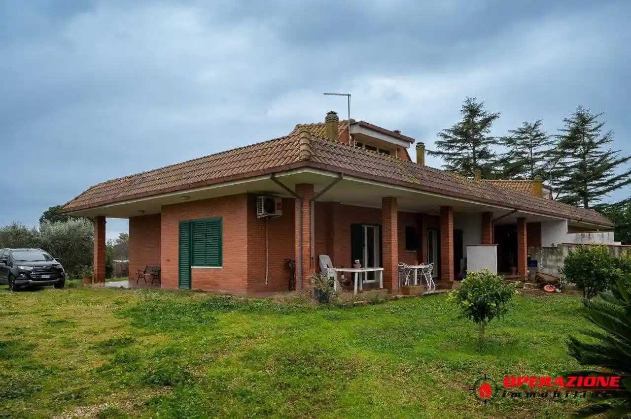 Villa in vendita a Roma