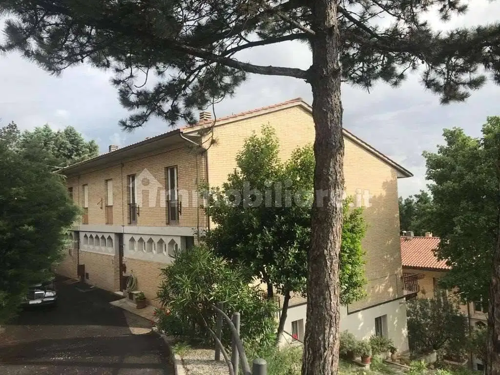Villetta a schiera in vendita a Assisi