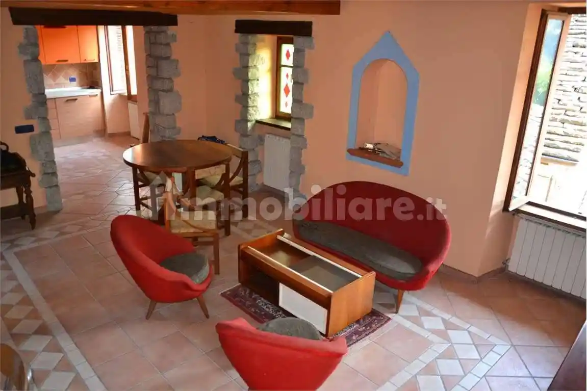 Casa indipendente - foto 2