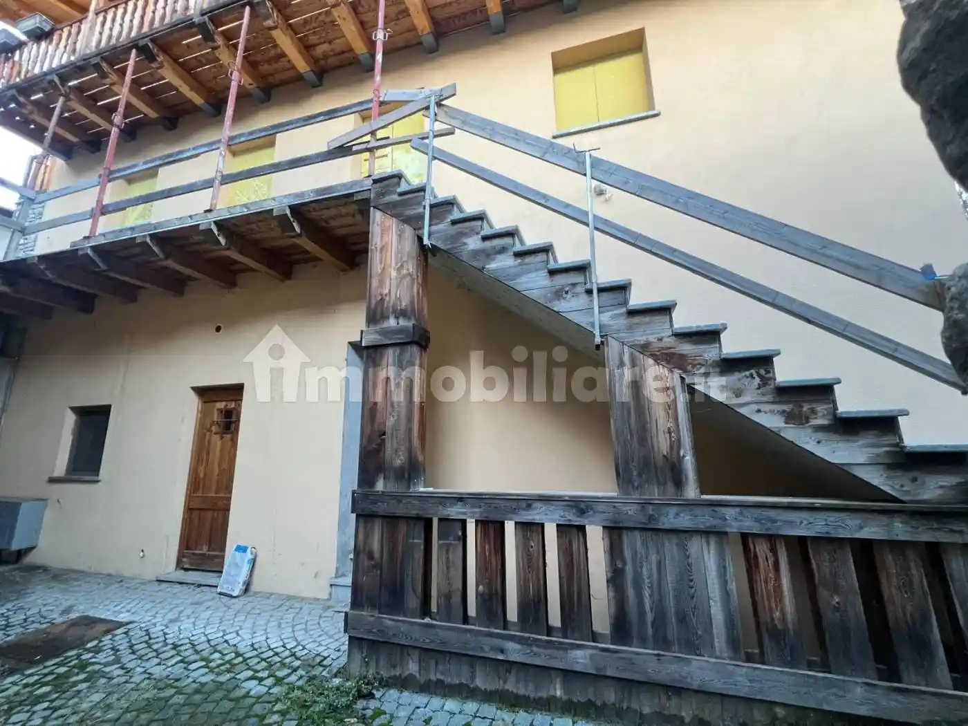 Appartamento in vendita a Villeneuve
