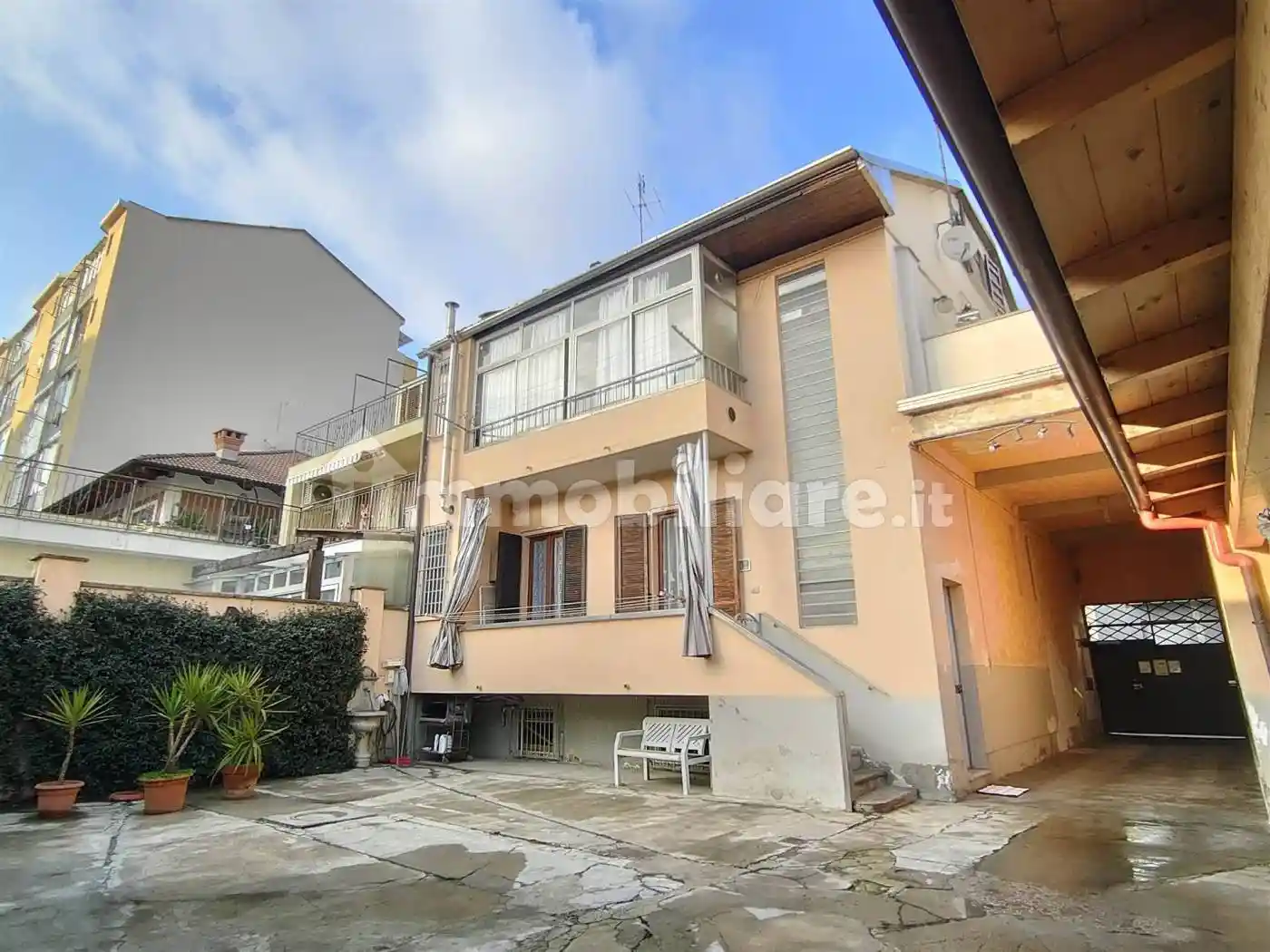 Casa indipendente in vendita a Torino