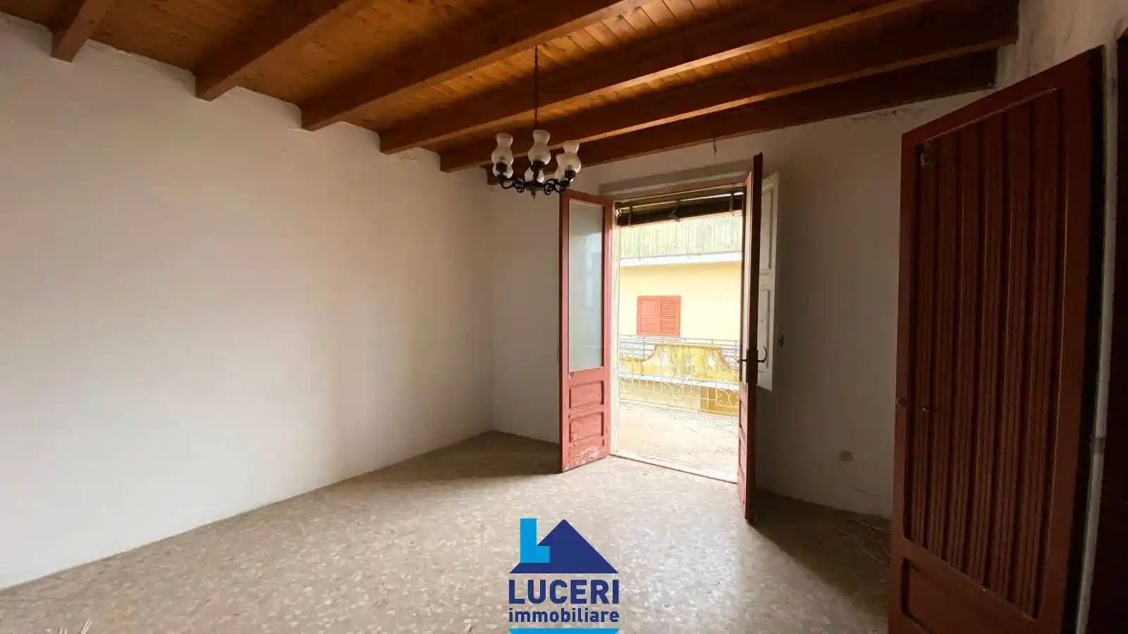 Appartamento in vendita a Aradeo