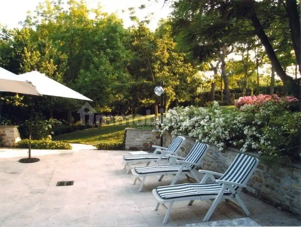 Villa in vendita a Alta Val Tidone