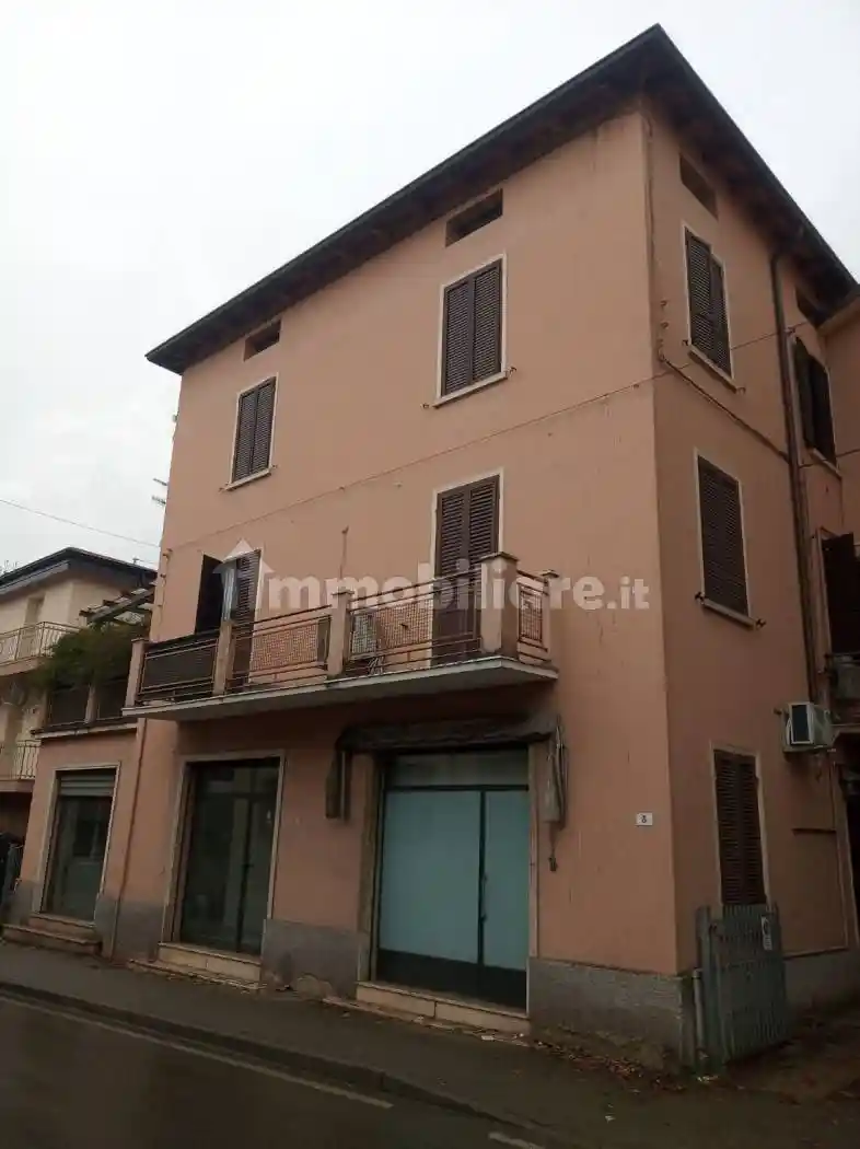 Appartamento in vendita a Montechiarugolo