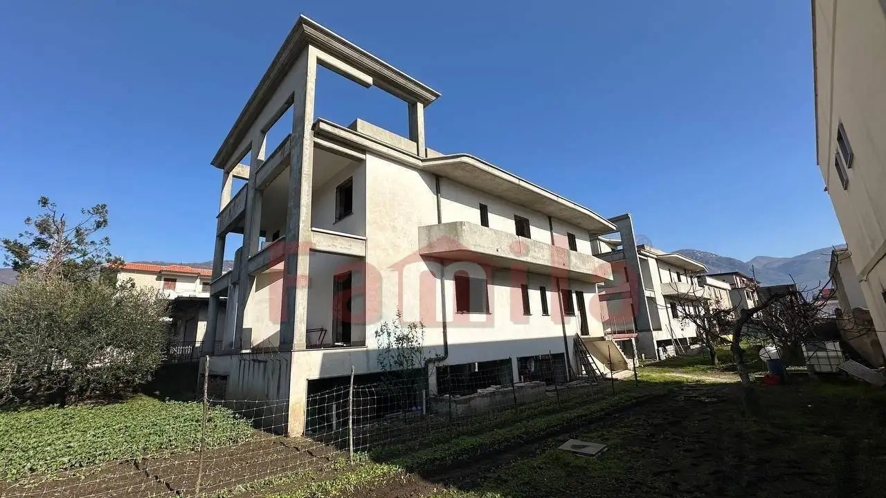 Villa in vendita a Sperone