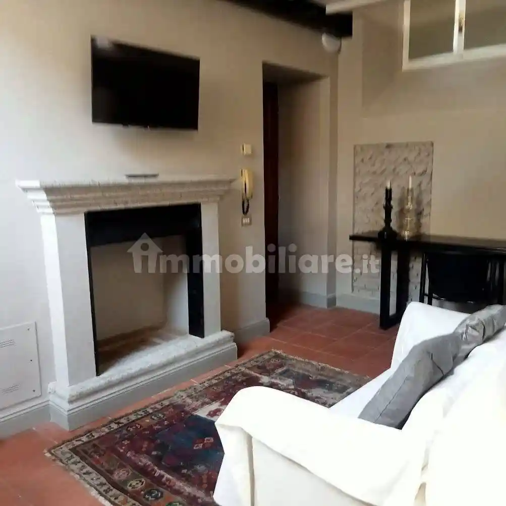 Appartamento in affitto a Pavia