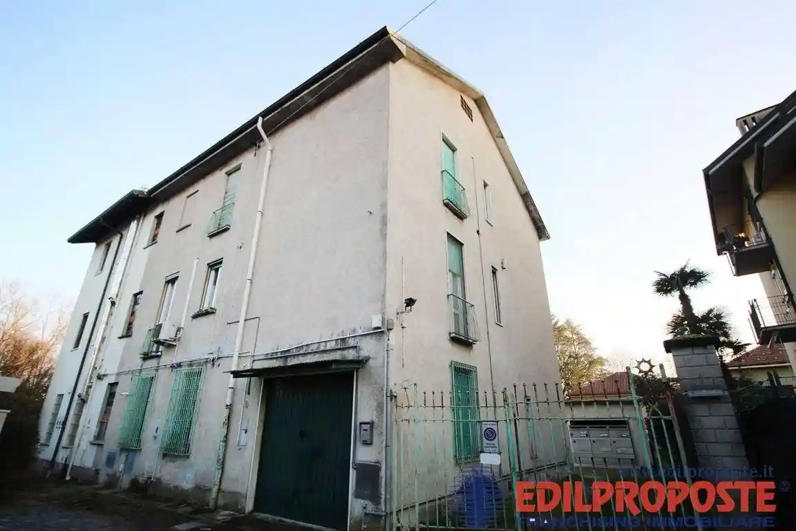 Appartamento in vendita a Cogliate