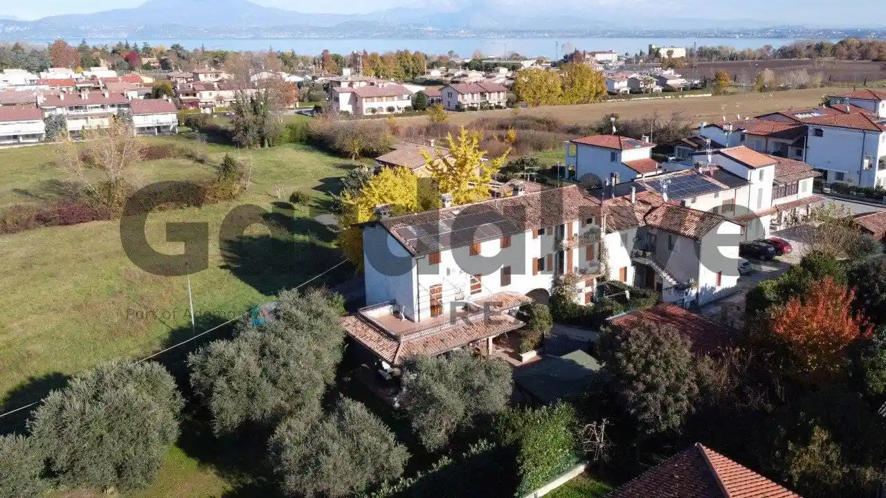 Villa in vendita a Sirmione
