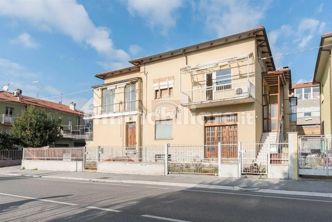 Casa indipendente in vendita a Cesena