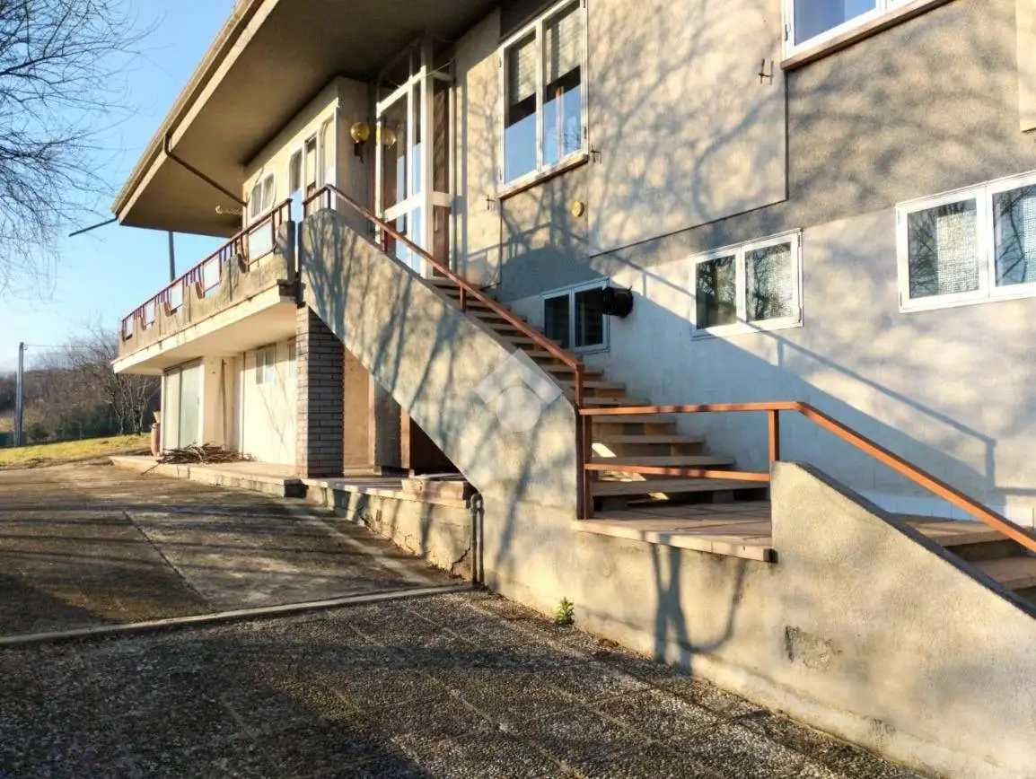 Villa in vendita a Zugliano