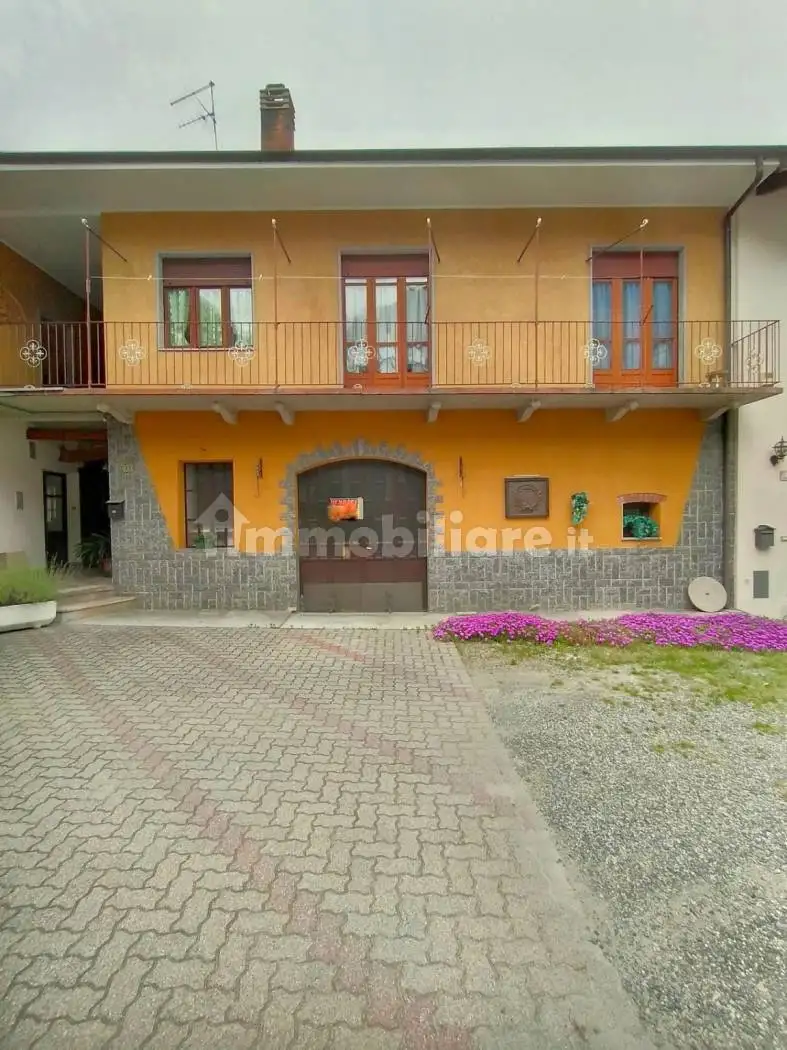 Casa indipendente in vendita a Chiusa di San Michele