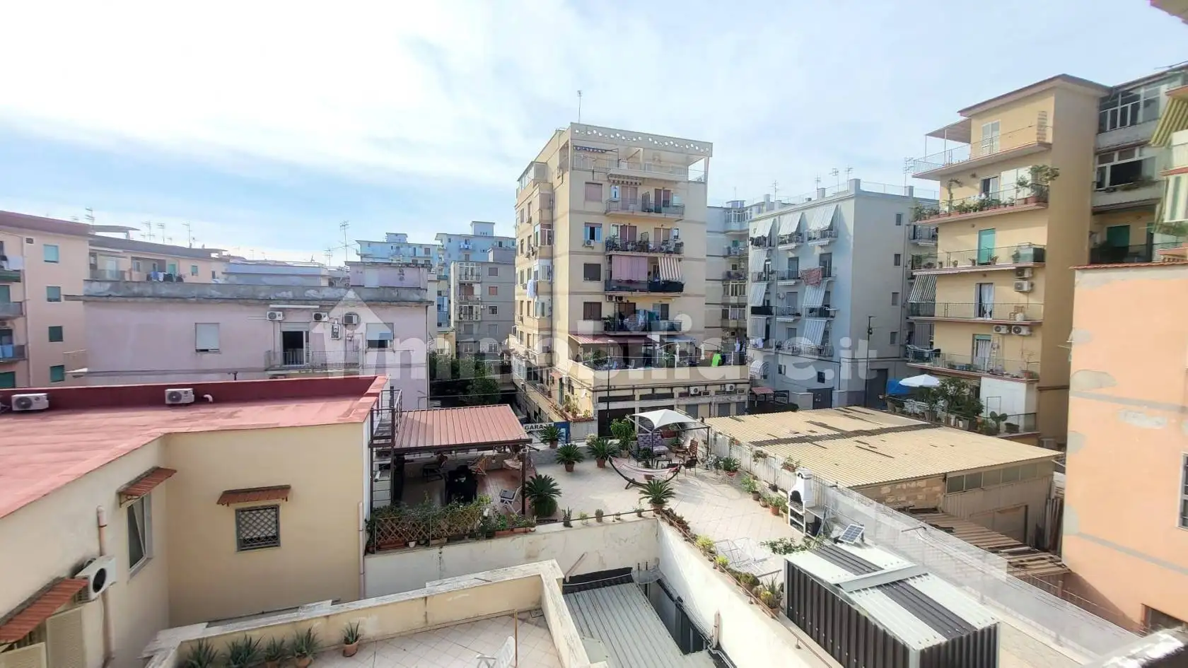 Appartamento in vendita a Napoli