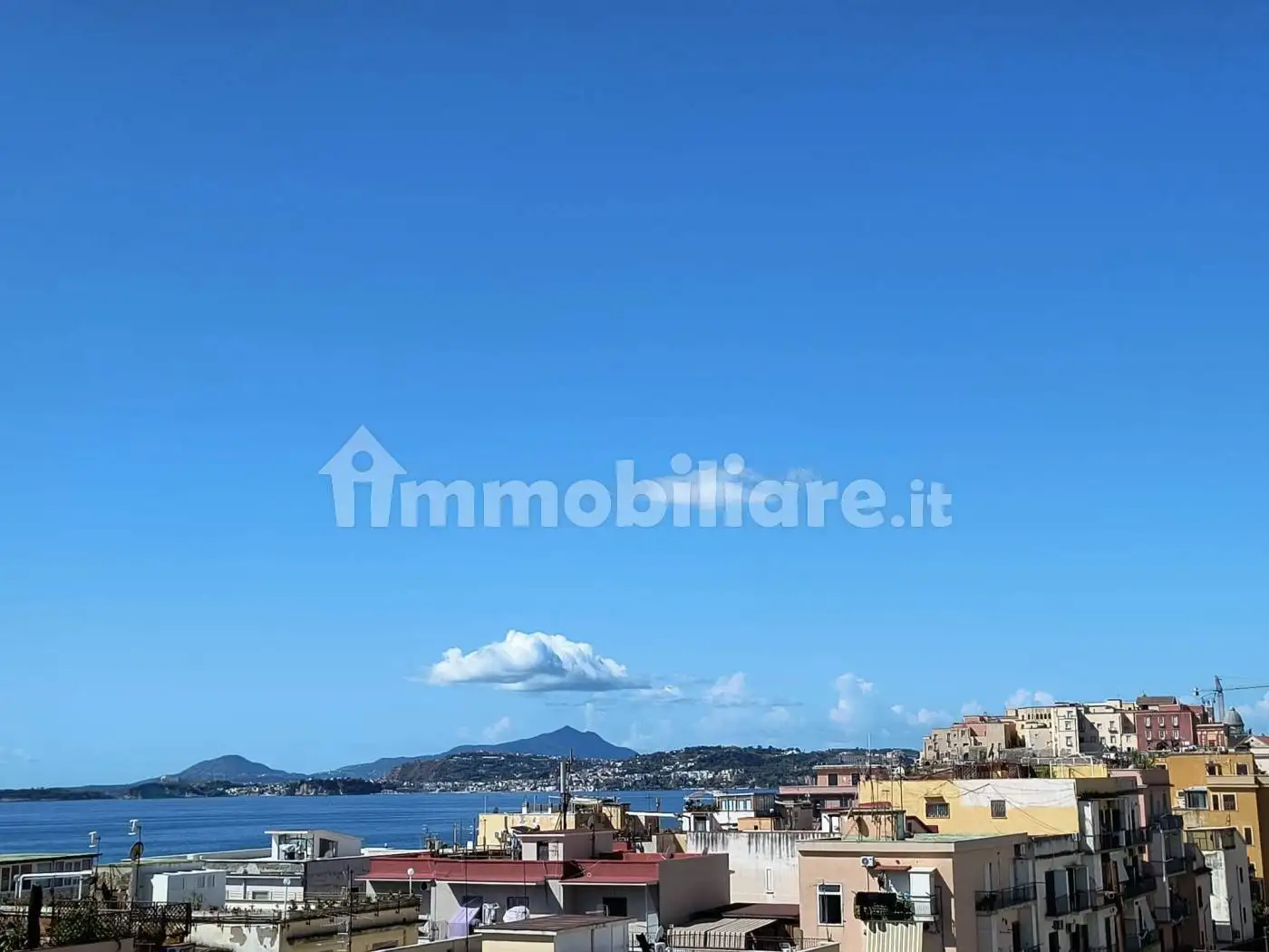 Appartamento in vendita a Pozzuoli