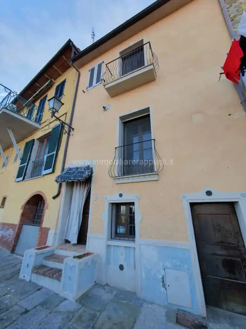 Casa indipendente in vendita a Sinalunga