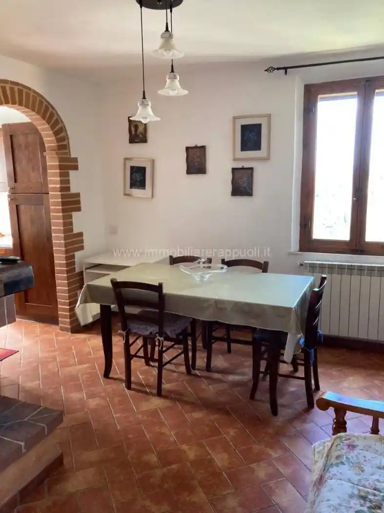 Appartamento in vendita a Sinalunga