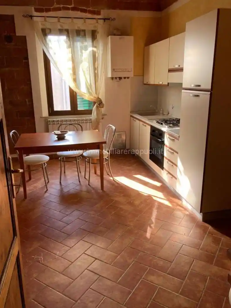 Appartamento in vendita a Sinalunga