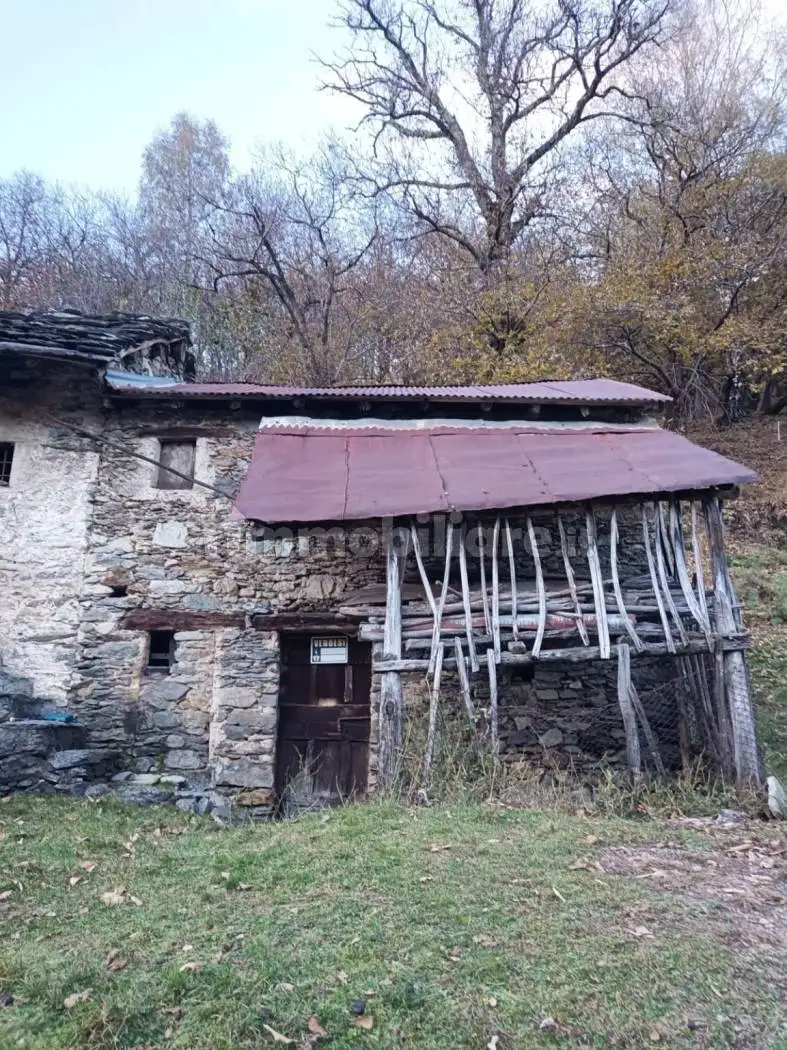 Rustico - Casale in vendita a Dosso del Liro