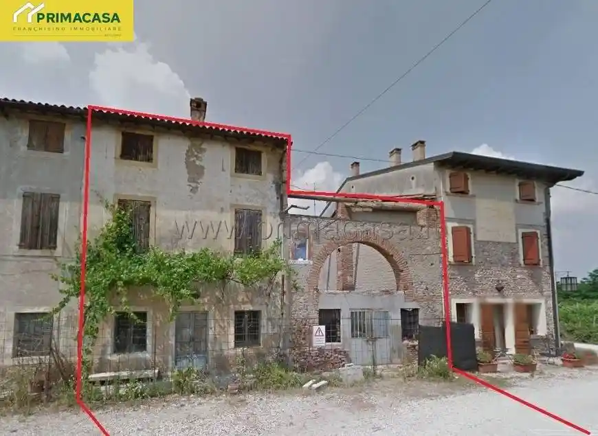 Rustico - Casale in vendita a Villafranca di Verona