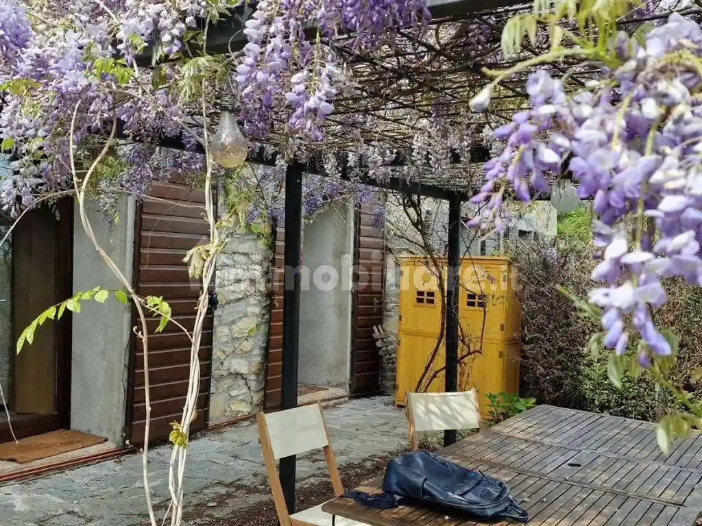 Villa in vendita a Quattro Castella