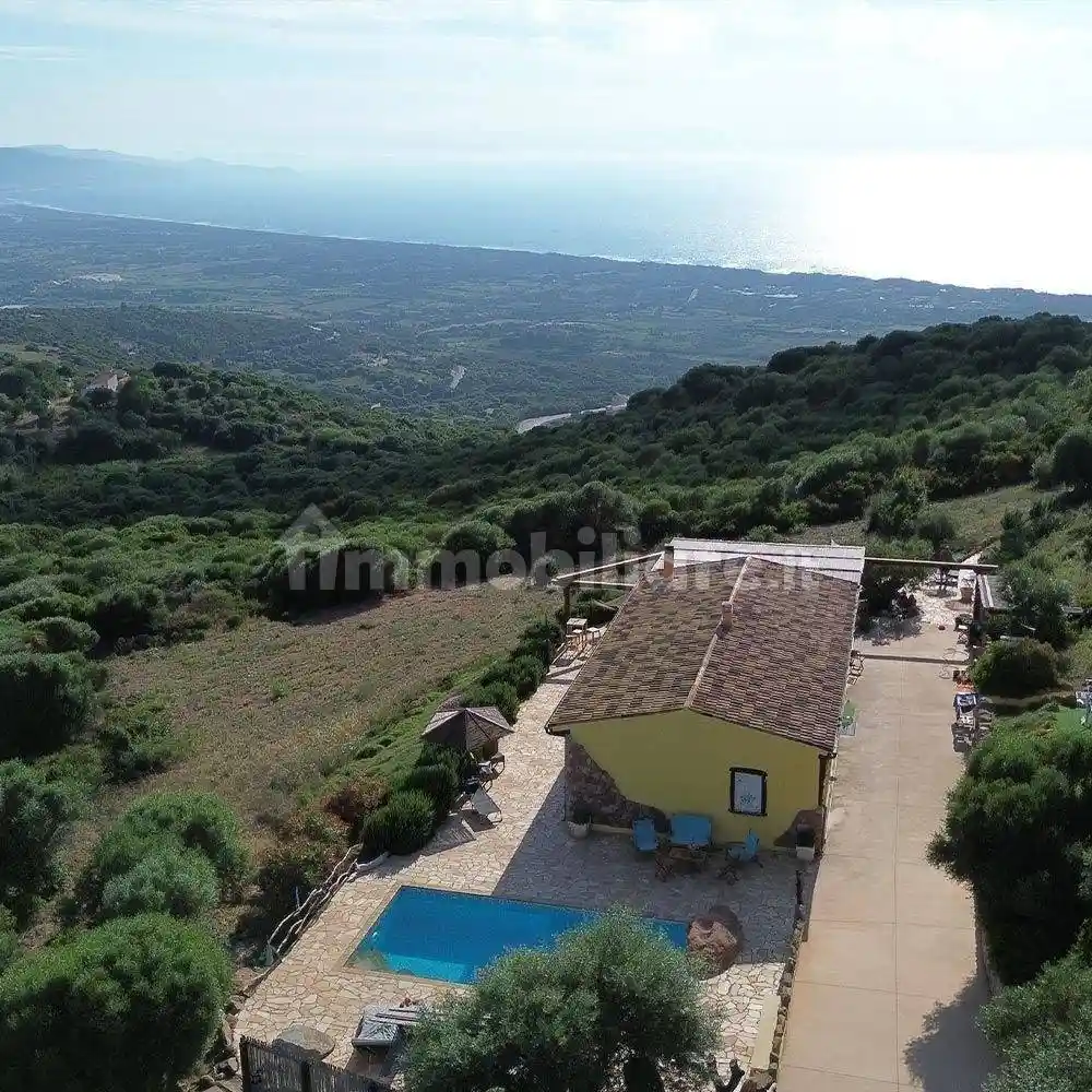 Villa in vendita a Trinità d'Agultu e Vignola