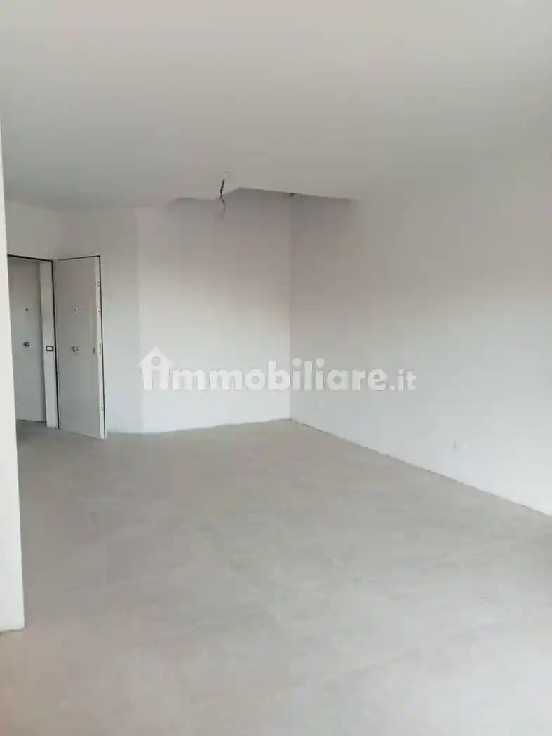 Appartamento in vendita a Capraia e Limite