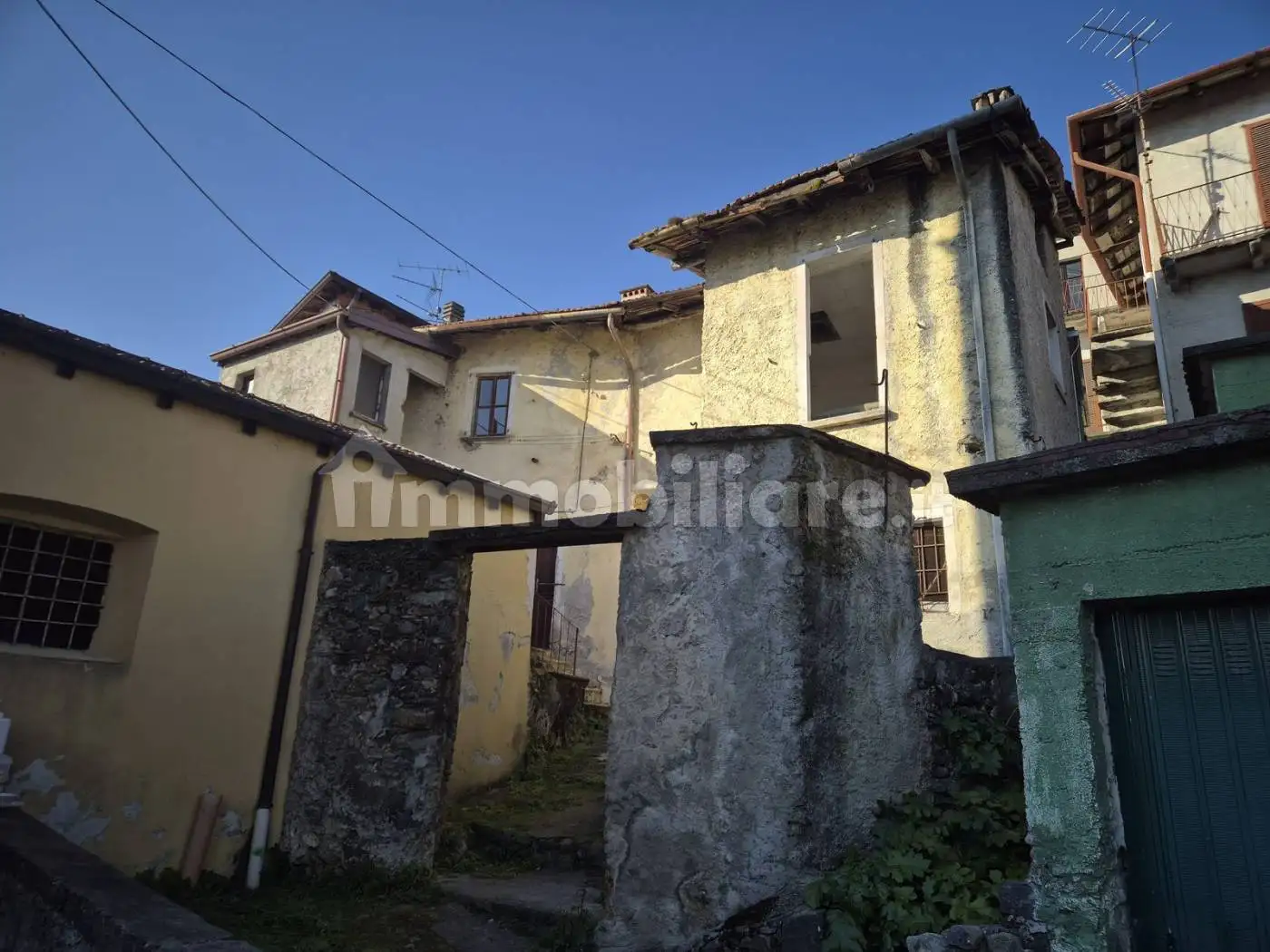 Rustico - Casale in vendita a Dongo