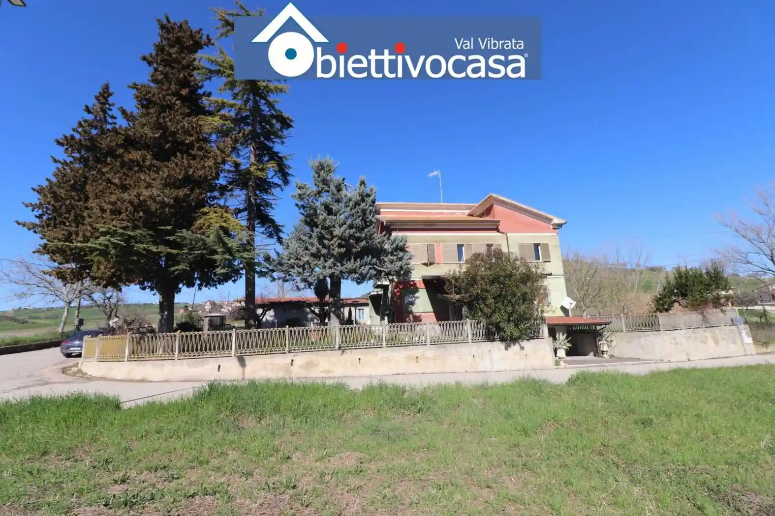 Villa bifamiliare via Tavolaccio Favale 8, Civitella del Tronto - foto 2