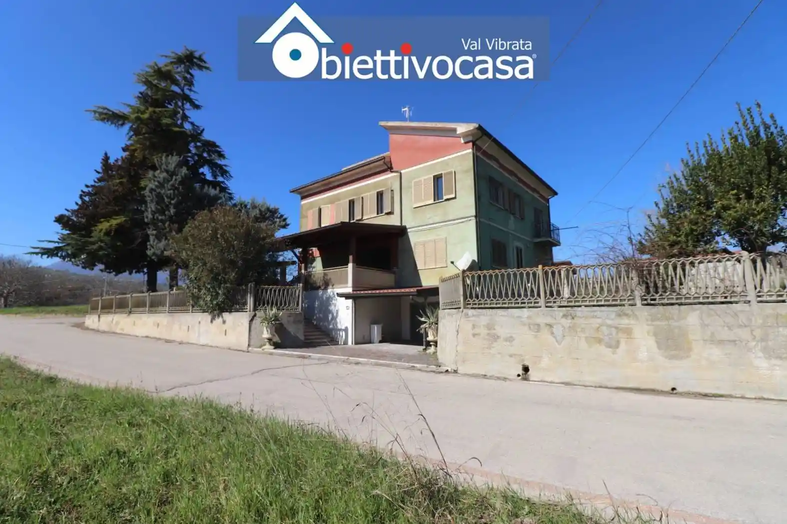 Villa bifamiliare via Tavolaccio Favale 8, Civitella del Tronto - foto 4