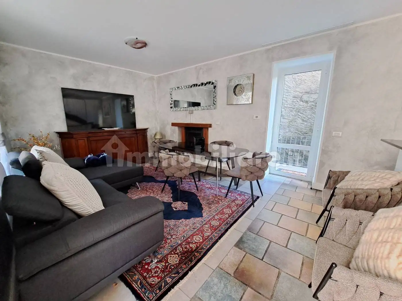 Terratetto unifamiliare piazza Giulio Paracchini 13, Dongo - foto 2