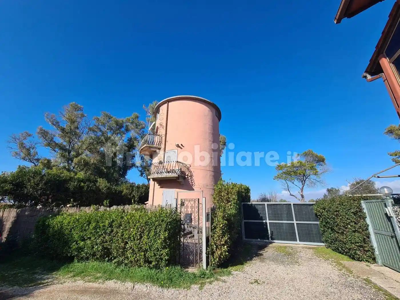 Rustico - Casale in vendita a Fiumicino