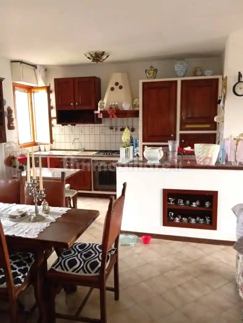 Appartamento in vendita a Monteroni d'Arbia