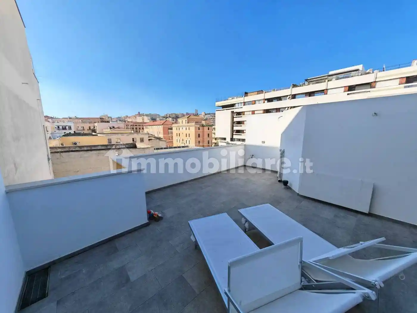 Appartamento in vendita a Cagliari