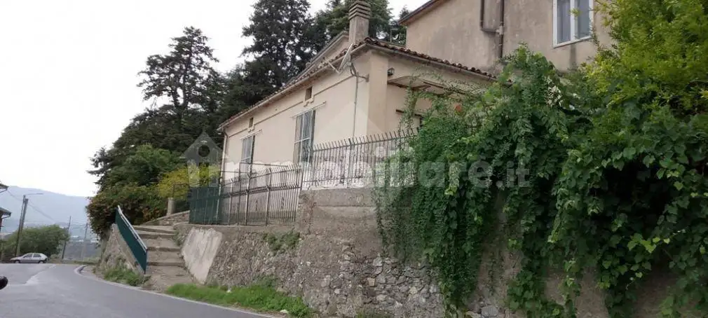 Appartamento in affitto a Aprigliano