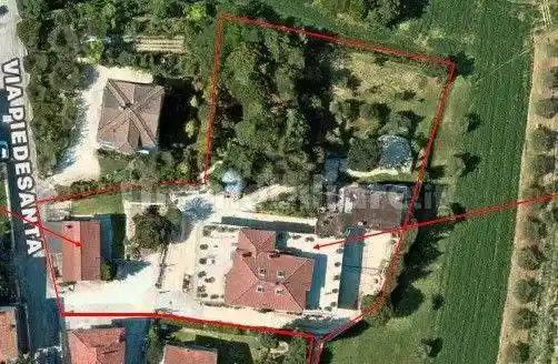 Villa in vendita a Morro d'Alba
