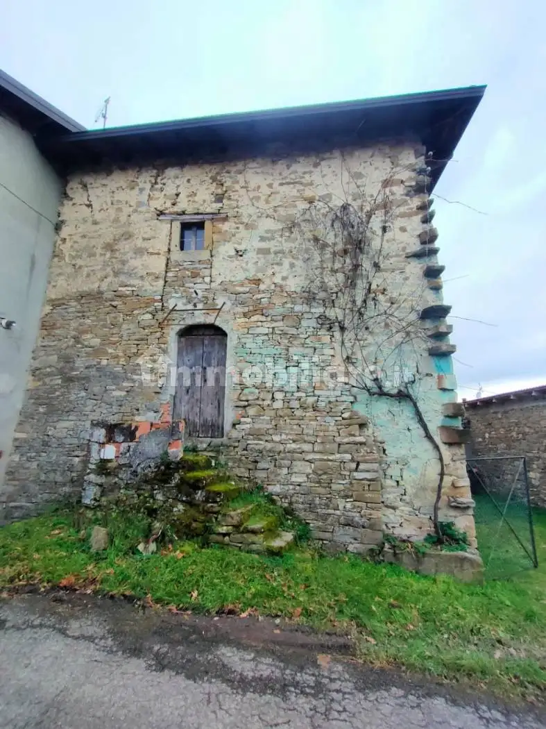 Rustico - Casale in vendita a Montecreto