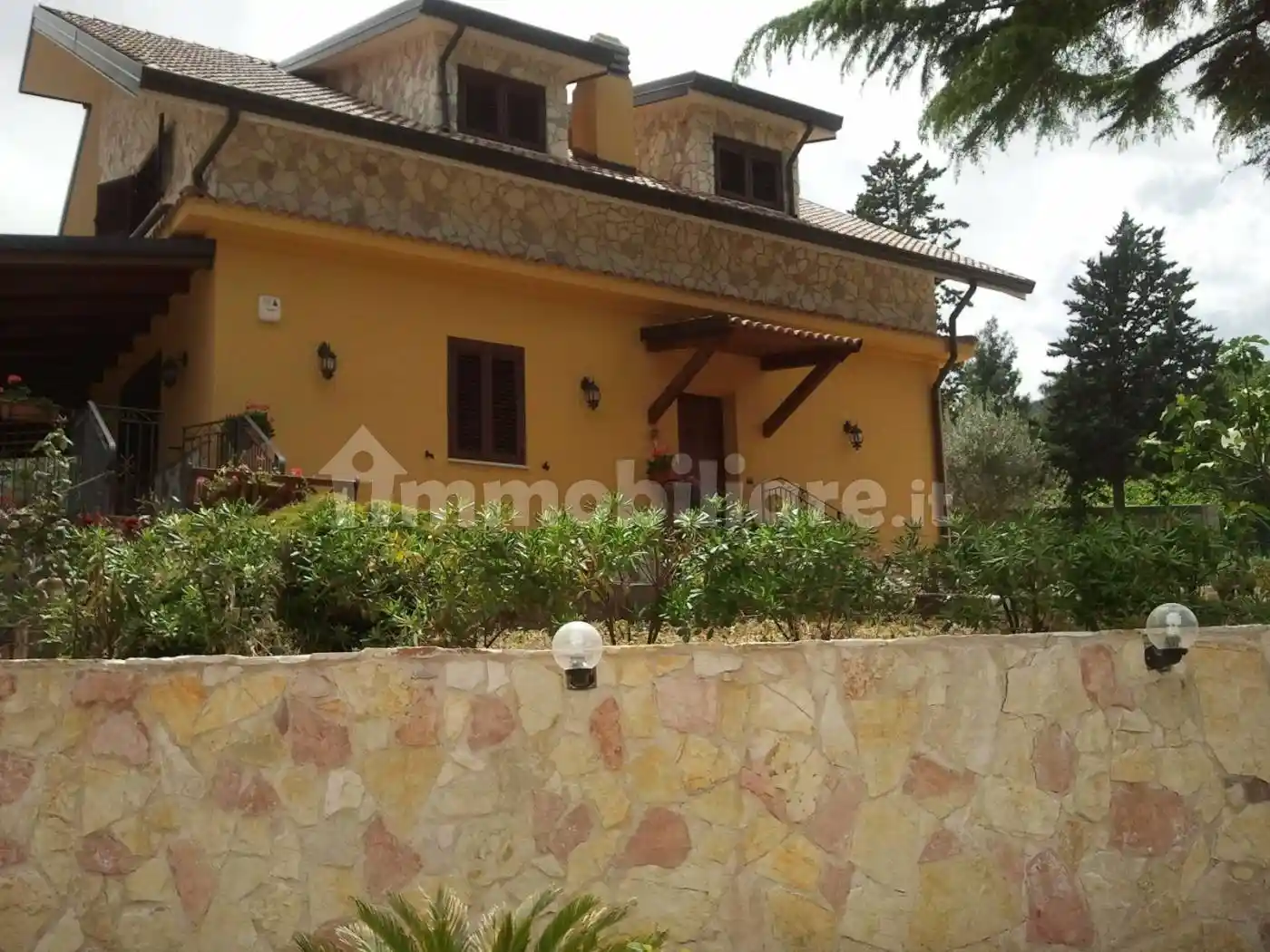 Villa in vendita a Monreale