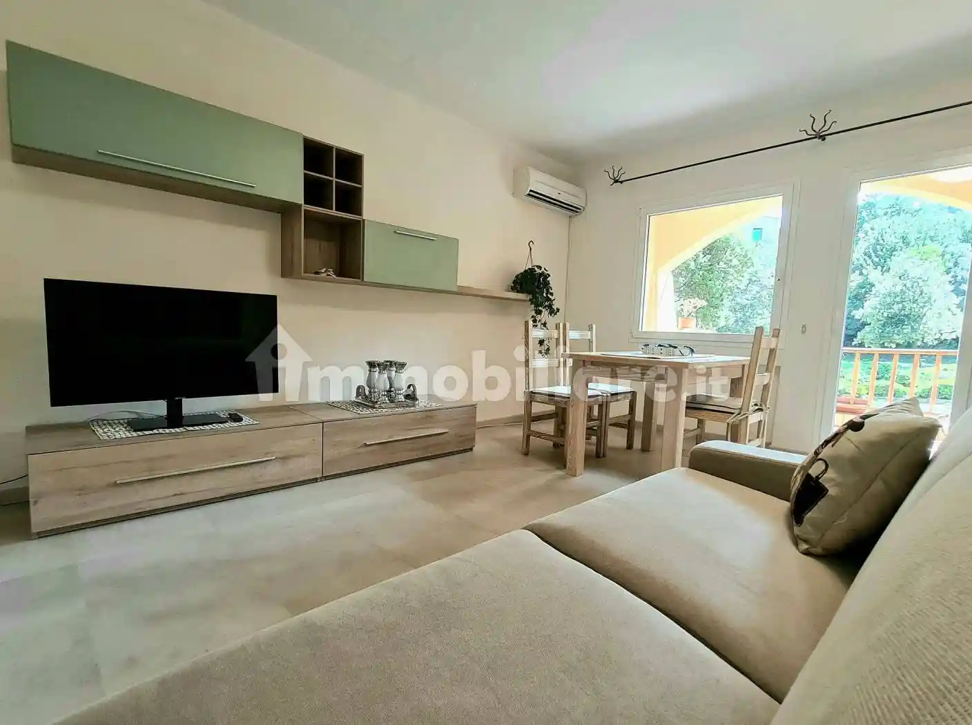 Appartamento in vendita a Arzachena