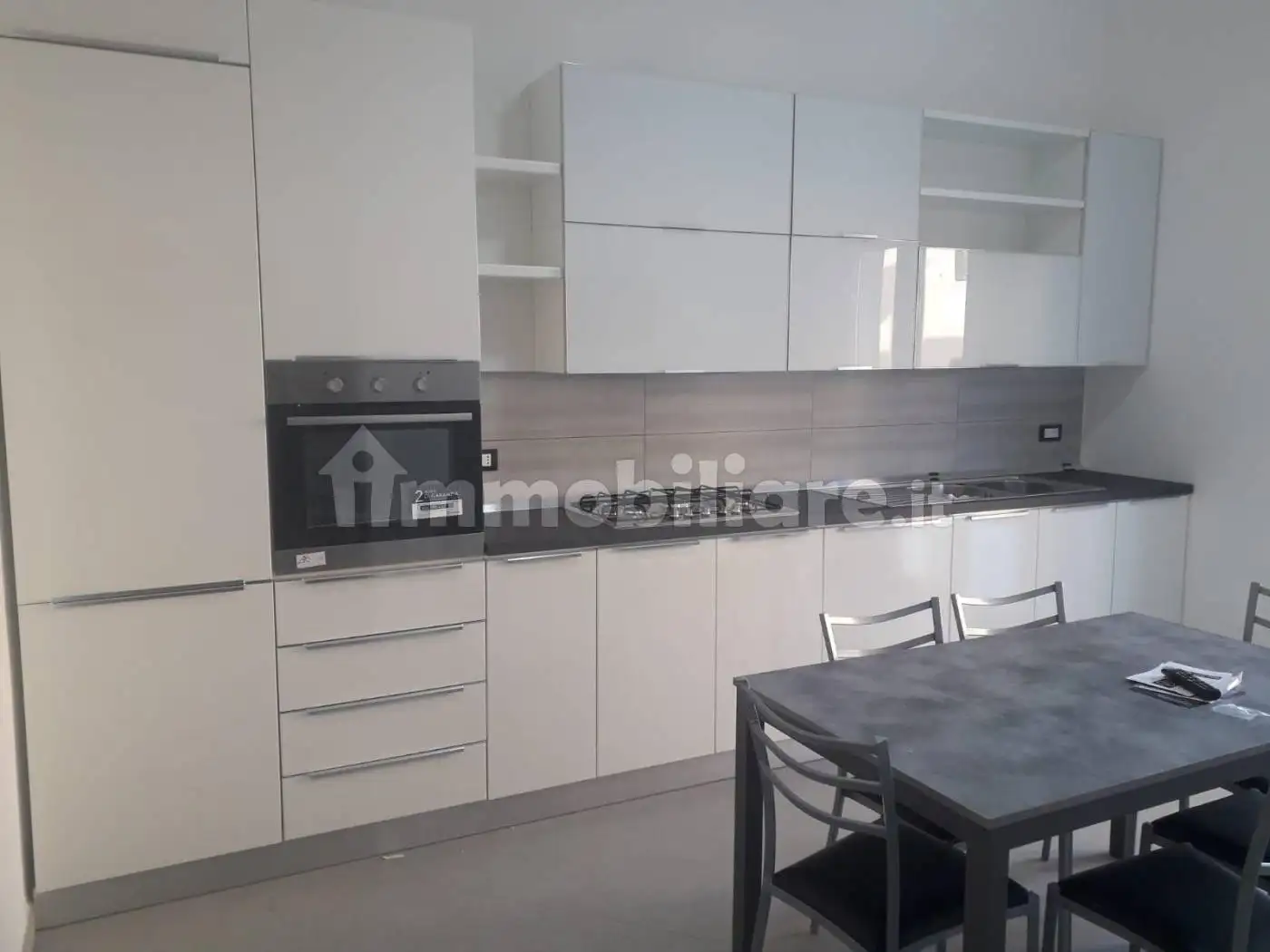 Appartamento in affitto a Soverato